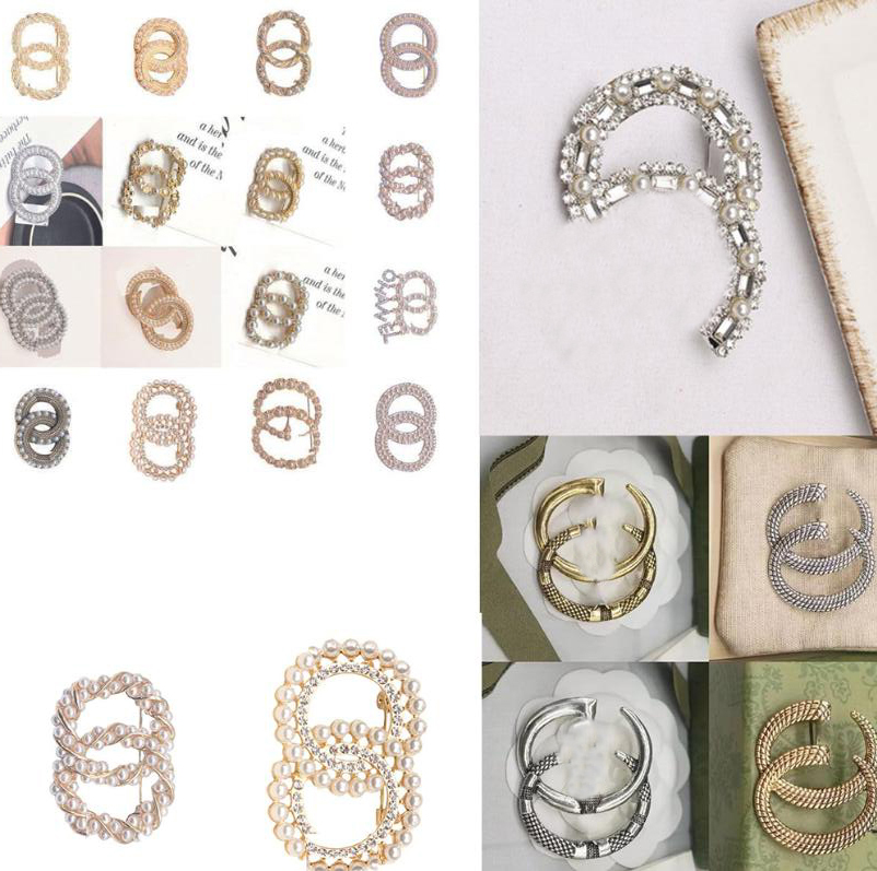 Mixed Random Send Letter Brooches Luxury Women Men Designer Brand 18K Gold Plated Inlay Crystal Rhinestone Jewelry Brooch Charm Pearl Pin
Mixed Random Send Letter Brooches Luxury Women Men Designer Brand 18K Gold Plated Inlay Crystal Rhinestone Jewelry Brooch Charm Pearl Pin