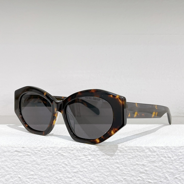 Sunglasses For Men Women Summer 40238 Style Anti-Ultraviolet Retro Plate Full Frame Random Box
Sunglasses For Men Women Summer 40238 Style Anti-Ultraviolet Retro Plate Full Frame Random Box
