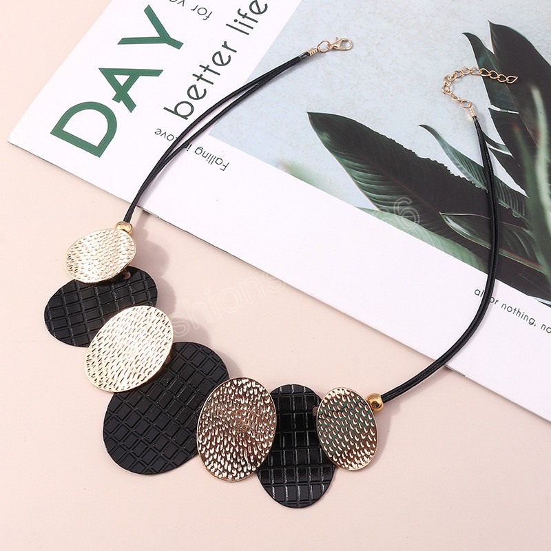 Bohemian Black PU Leather Geometric Round Pendant Necklace Vintage Simple Double Layers Statement Necklace Jewelry