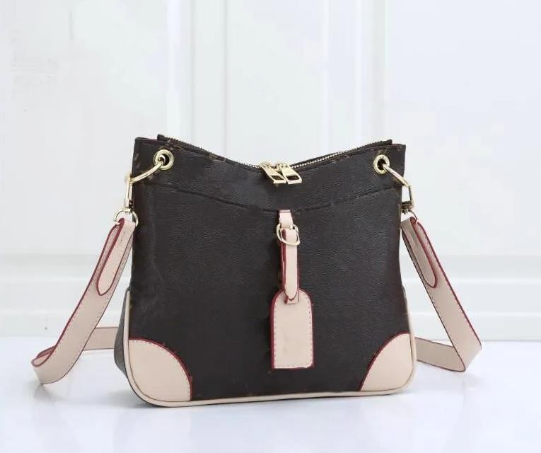 Designers Handbag Tote Shoulder Bags Clutch Crossbody Shopping Bag Purses Letters Floral One Handle Wallet Backpack WomenTotes 8587792, Black
Designers Handbag Tote Shoulder Bags Clutch Crossbody Shopping Bag Purses Letters Floral One Handle Wallet Backpack WomenTotes 8587792, Black