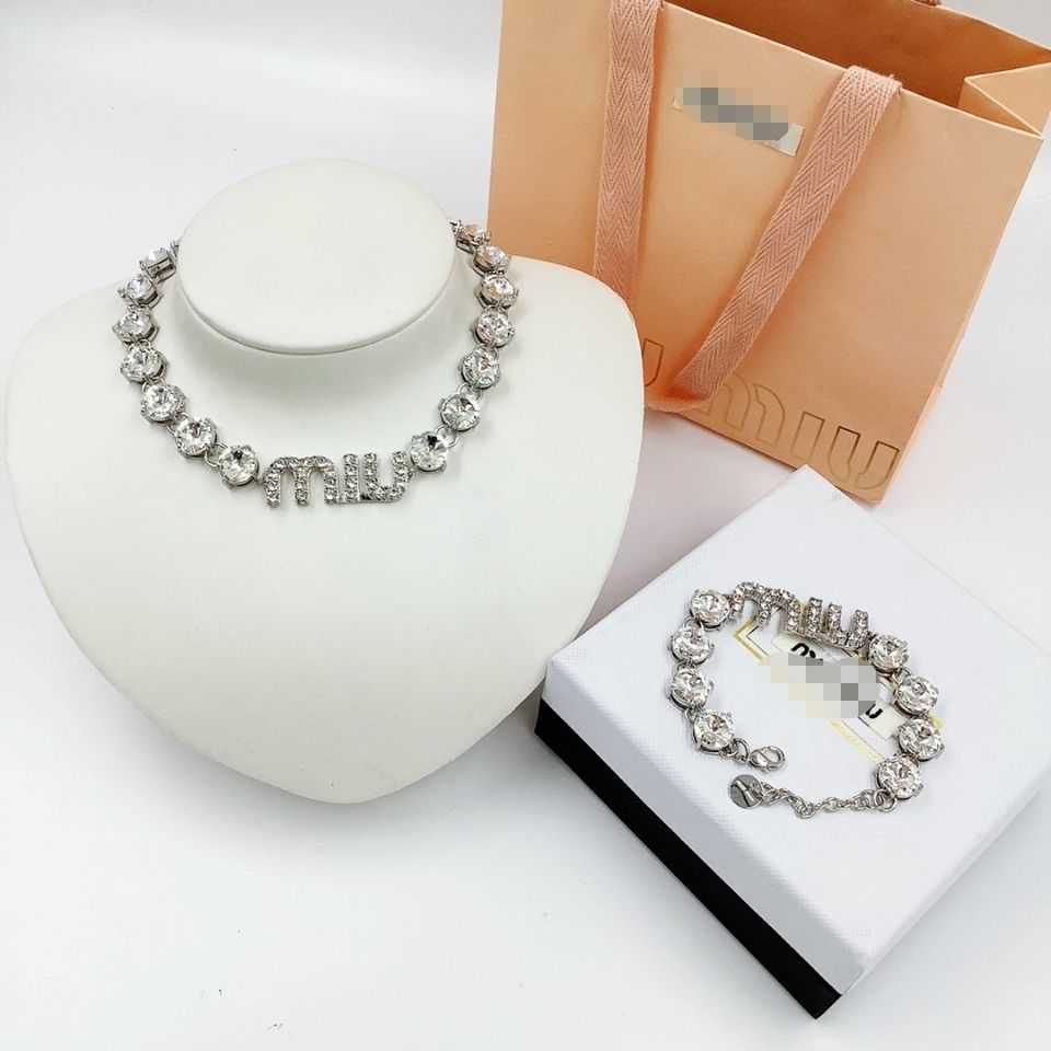 Designer mius fashion bracelet New Style Bracelet Necklace Women's Simple Jewelry Fashion Z208
Designer mius fashion bracelet New Style Bracelet Necklace Women's Simple Jewelry Fashion Z208