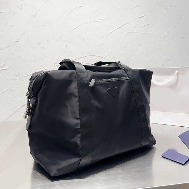 Bags Duffel Designer travel bags Gym Luggage Handbag High Capacity nylon Luxury Crossbody Bags Unisex Yoga handbags 221210 Prad JDJ7, Black
Bags Duffel Designer travel bags Gym Luggage Handbag High Capacity nylon Luxury Crossbody Bags Unisex Yoga handbags 221210 Prad JDJ7, Black