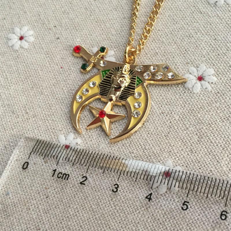 Chains 1pcs Zinc Alloy Freemason Masonic Freemasonry Metal Crafts Gifts Enamel Necklace Pendant Shriners Rehinstone Jewel
Chains 1pcs Zinc Alloy Freemason Masonic Freemasonry Metal Crafts Gifts Enamel Necklace Pendant Shriners Rehinstone Jewel