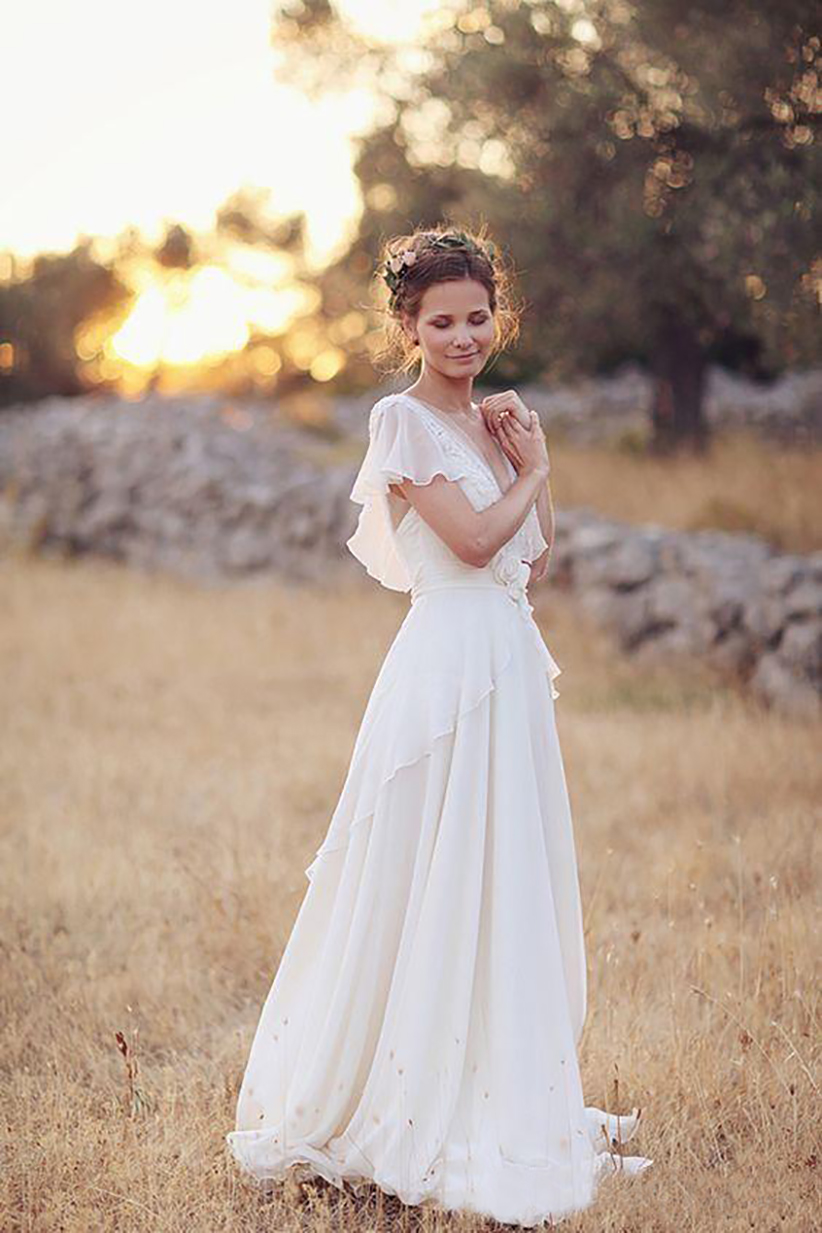 Cheap Bohemian Hippie Style Dresses Beach A-e Wedding Dress Bridal Gowns Backless White Lace Chiffon Boho