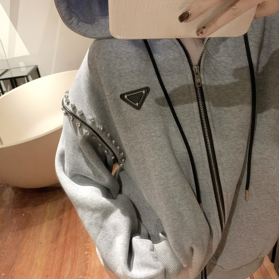 Womens Designer Jacket Outerwear Women Jackets Hooded Diamonds Fashion Solid Color Windbreaker Casual Ladies Jacket Coat Clothing Size -L black Gray
Womens Designer Jacket Outerwear Women Jackets Hooded Diamonds Fashion Solid Color Windbreaker Casual Ladies Jacket Coat Clothing Size -L black Gray
