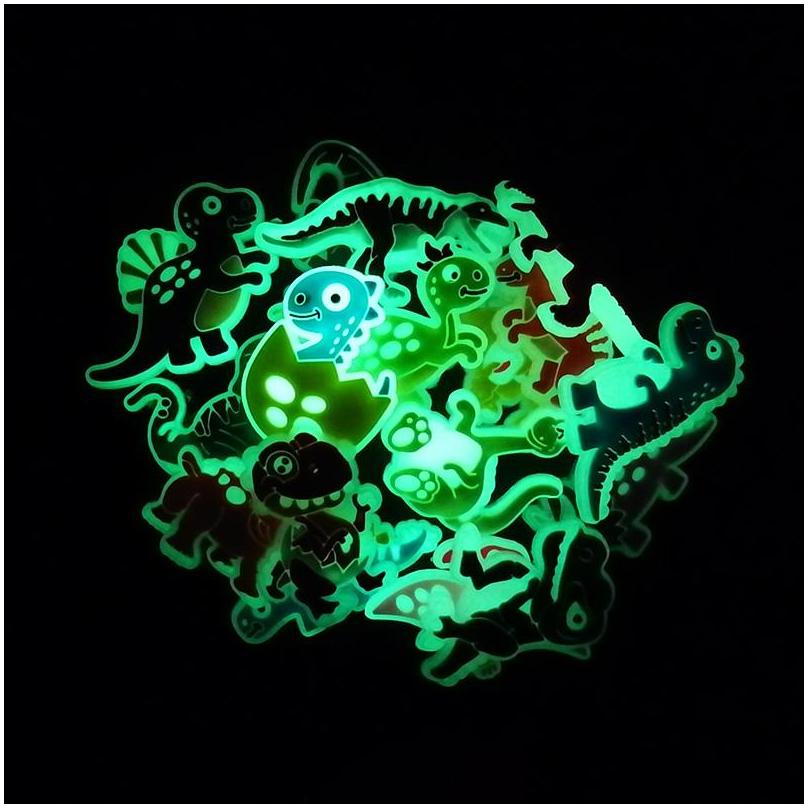 Shoe Parts Accessories Moq 50Pcs Fluorescent Clog Charms Dinosaur Cartoonlog Luminous Charm Buckles Decorations 2D Pvc Glow In T Dhvm3