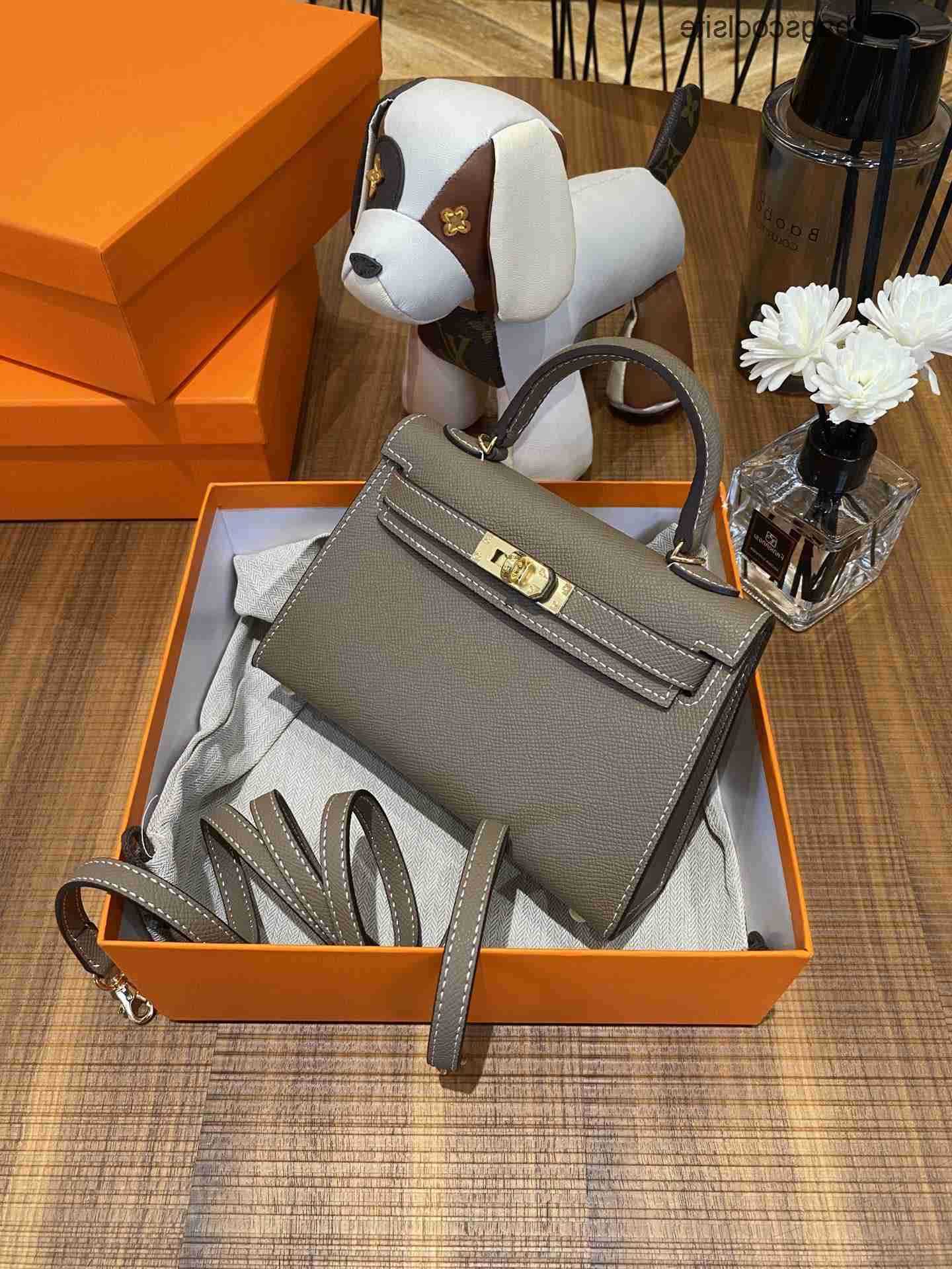 herme handbags 2023 Print Designer Second Generation Mini Palm Bag Cowhide Women's Herme Single Shoulder Portable Messenger 40gp UG2F, Golden brown gold
herme handbags 2023 Print Designer Second Generation Mini Palm Bag Cowhide Women's Herme Single Shoulder Portable Messenger 40gp UG2F, Golden brown gold