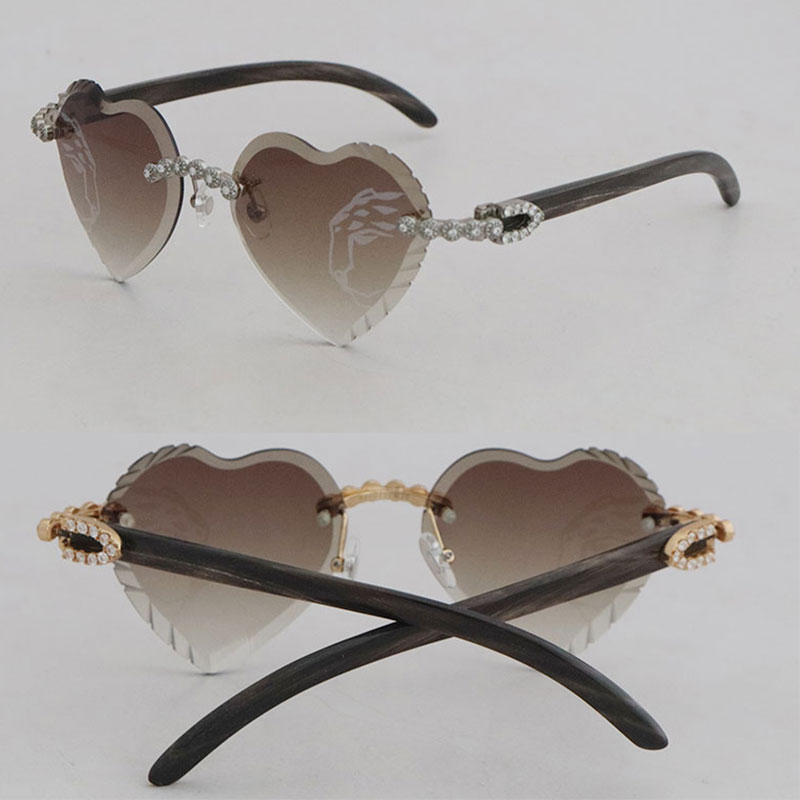 Luxury Moissanite Diamond Set Rimless Sunglasses for Women Original Marbled Black Buffalo Horn Men glasses Carved Angled Tniangle lens Designer Rocks glasses
Luxury Moissanite Diamond Set Rimless Sunglasses for Women Original Marbled Black Buffalo Horn Men glasses Carved Angled Tniangle lens Designer Rocks glasses