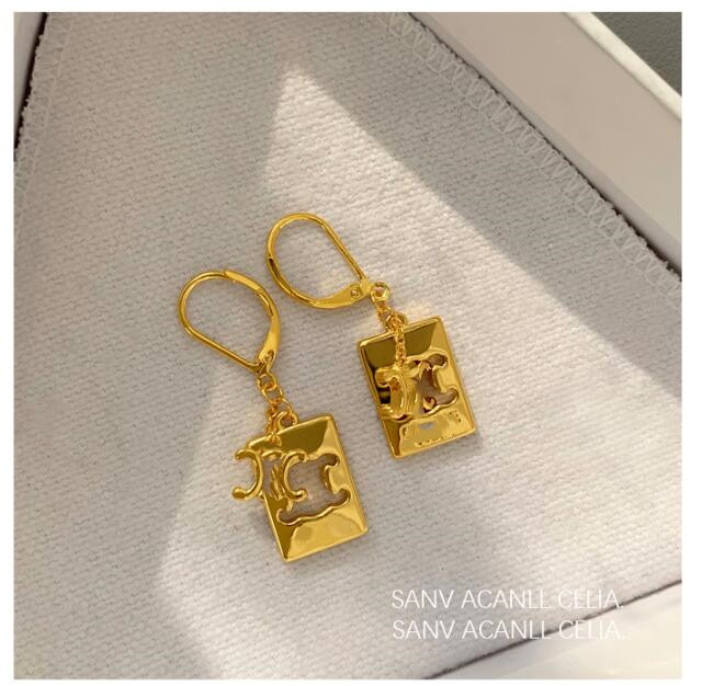 Earrings Women's 2022 New Fashionable Small and Popular Design Premium Earrings CE Earrings
Earrings Women's 2022 New Fashionable Small and Popular Design Premium Earrings CE Earrings