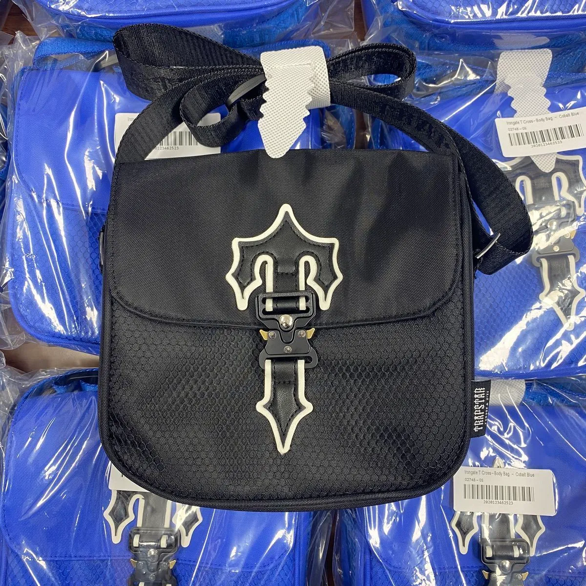 Woman Trapstar messenger nylon Crossbody Bag womens mens Rapper UK HOT Trapstars IRONGATE COBRA T Luxury Designer Handbag Shoulder clutch Waterproof RUCKSACK Bags