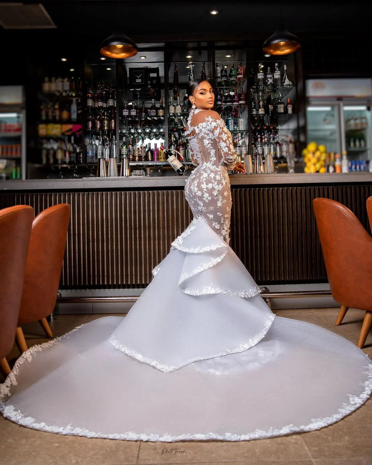 Elegant Mermaid Wedding Dresses Full Sleeve Flowers Applique Vestido De Noiva Custom Made Long Train Bridal Dress