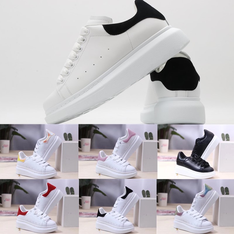 Designers Kid Shoes oversized sneaker baby Casual shoe children White Black Leather Velvet Espadrilles Trainers boys girls Flats Lace Up Platform Sneakers
Designers Kid Shoes oversized sneaker baby Casual shoe children White Black Leather Velvet Espadrilles Trainers boys girls Flats Lace Up Platform Sneakers