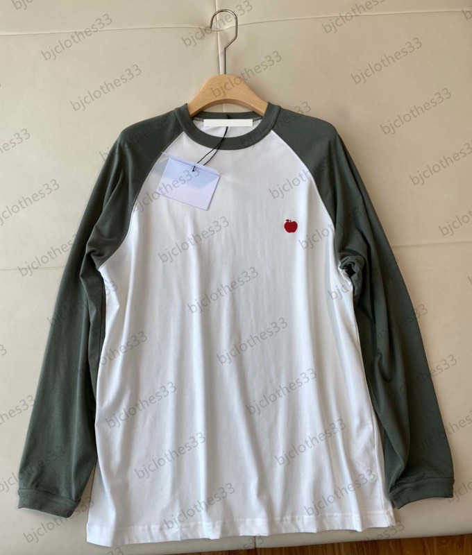 Sweatshirts Women Clothes Matching Color Long Sleeve Round Neck Pullover Tops Chest Apple Print Decoration Loose Sweatshirt Simple Joker Womens Clothing 1970
Sweatshirts Women Clothes Matching Color Long Sleeve Round Neck Pullover Tops Chest Apple Print Decoration Loose Sweatshirt Simple Joker Womens Clothing 1970