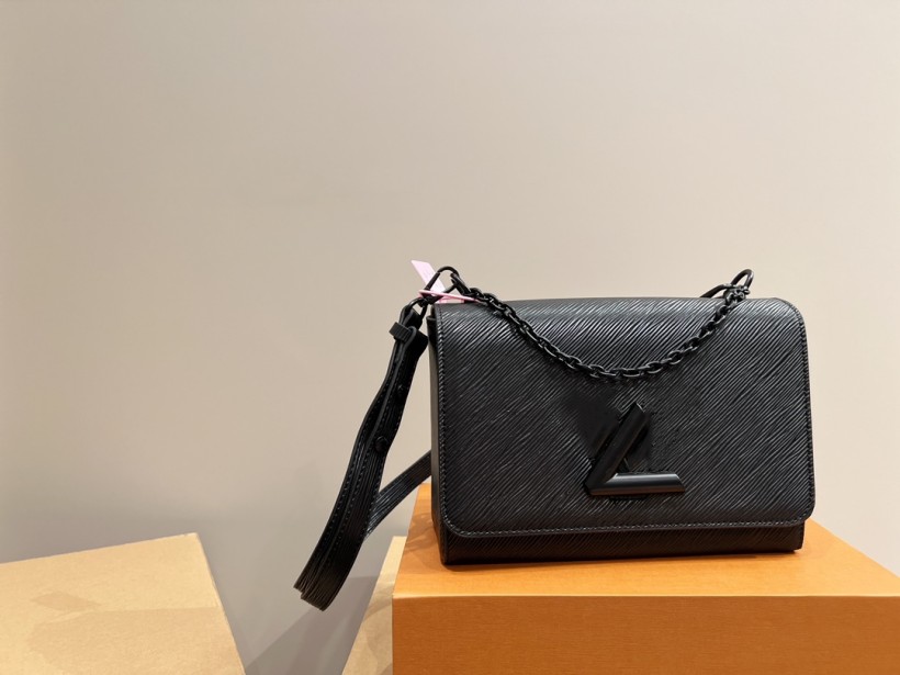 baggit sling bags TWIST MM Designer Shoulder Bag Classic Women Crossbody Handbags Luxury Lady Tote Purse Epi Leather Lock Female Chain Hand Bags Fashion, Black
baggit sling bags TWIST MM Designer Shoulder Bag Classic Women Crossbody Handbags Luxury Lady Tote Purse Epi Leather Lock Female Chain Hand Bags Fashion, Black