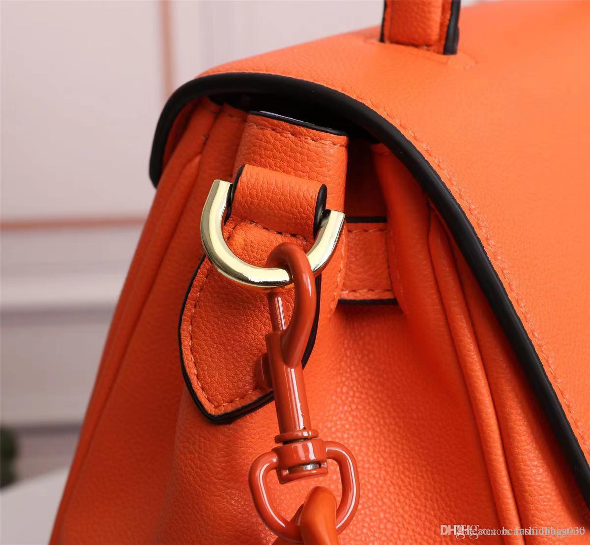High chain bag ladies luxury leather handbags orange fashion brand shoulder bag Medusa design classic retro large capacity handbag, Red
High chain bag ladies luxury leather handbags orange fashion brand shoulder bag Medusa design classic retro large capacity handbag, Red