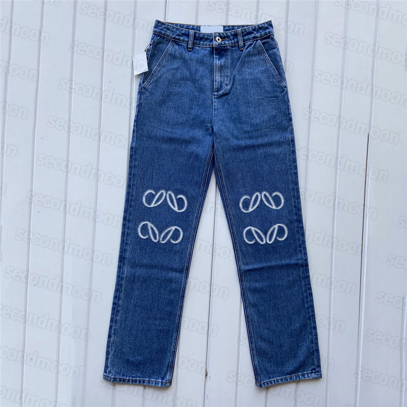Designer Embroidery Jeans Women Autumn Winter Jeans Fashion Straight Pants Casual Style Loose Trouser
Designer Embroidery Jeans Women Autumn Winter Jeans Fashion Straight Pants Casual Style Loose Trouser