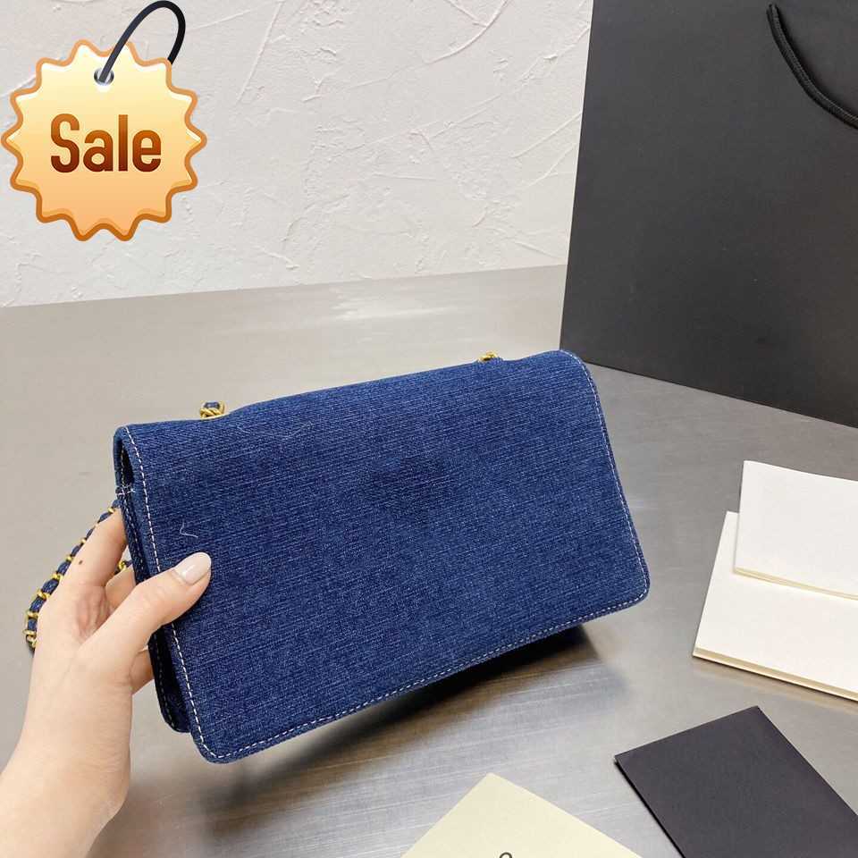 Women Brand Designer Shoulder Bags 2023 New Fashion Texture Denim Envelope Multifunctional Portable Crossbody Bag Gift Box Packaging Factory Direct Sale, Denim 1
Women Brand Designer Shoulder Bags 2023 New Fashion Texture Denim Envelope Multifunctional Portable Crossbody Bag Gift Box Packaging Factory Direct Sale, Denim 1