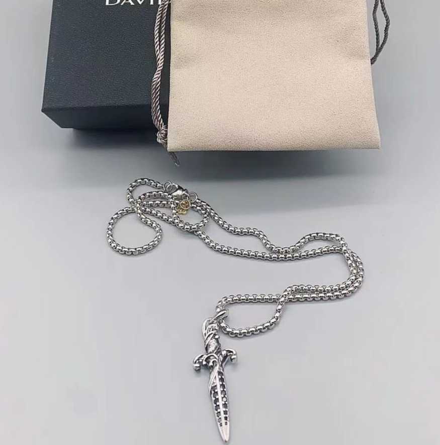 tennis necklace designers Pendant Necklaces chain 2023 Trend Neo-Gothic Dagger For Men Women short sword Necklace dainty Punk Jewelry Christmas Gifts Pendants
tennis necklace designers Pendant Necklaces chain 2023 Trend Neo-Gothic Dagger For Men Women short sword Necklace dainty Punk Jewelry Christmas Gifts Pendants