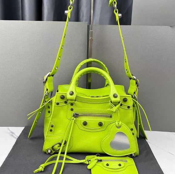 Evening Bags Handbags Bags Neo Cagole Designer Bag Balencaige Motorcycle Bags Shoulder Handbag Hand-held Oblique Back LocomotiveF, Blue
Evening Bags Handbags Bags Neo Cagole Designer Bag Balencaige Motorcycle Bags Shoulder Handbag Hand-held Oblique Back LocomotiveF, Blue