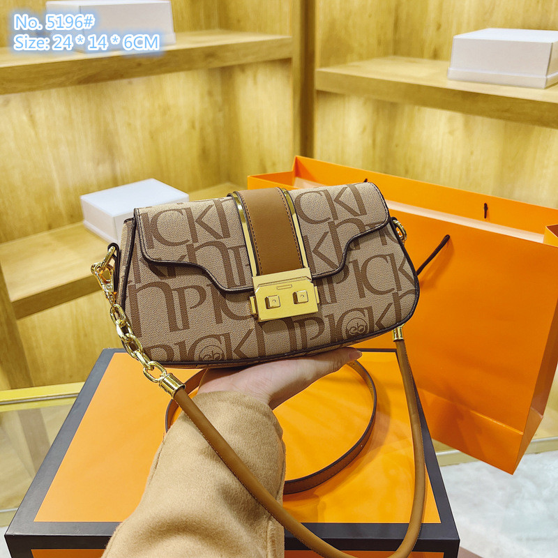 Wholesale factory ladies shoulder bag 4 colors sweet lady leather decorative fashion handbag simple gold buckle foreign style mobile phone coin purse, Coffee-l-5196#
Wholesale factory ladies shoulder bag 4 colors sweet lady leather decorative fashion handbag simple gold buckle foreign style mobile phone coin purse, Coffee-l-5196#