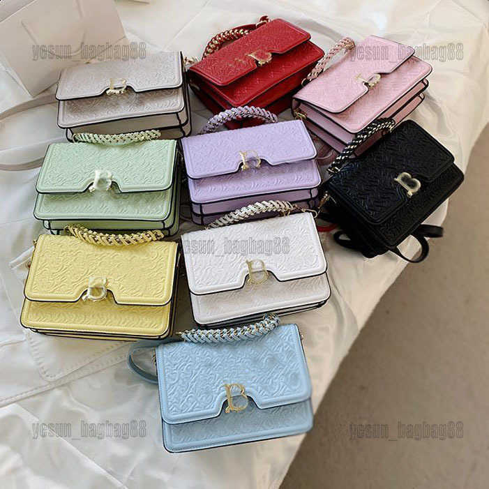 Luxury Designer Handbag Burberys Popular Tote Bag Female Letter Print High-capacity Crossbody Bag Shoulder Bbr Lady Wallet Messenger Handbags
Luxury Designer Handbag Burberys Popular Tote Bag Female Letter Print High-capacity Crossbody Bag Shoulder Bbr Lady Wallet Messenger Handbags