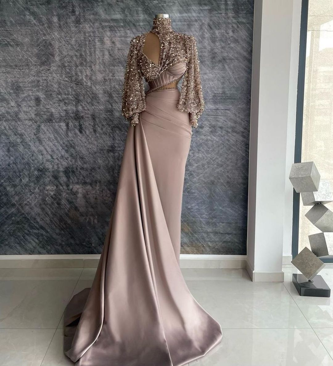 Modern Nude pink Sequined mermaid prom dresses High Neck Long Sleeves cutside Beaded arabic aso ebi Women Evening Dresses