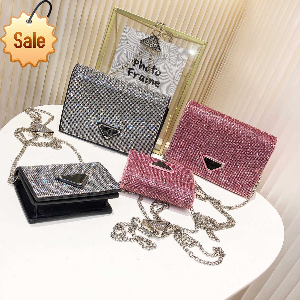 Women's Brand Designer Shoulder Bags 2023 New Fashion Texture Diamond Inlaid Senior Quality Mini Crossbody Bag Portable Messenger Bag Factory Direct Sale, Black trumpet
Women's Brand Designer Shoulder Bags 2023 New Fashion Texture Diamond Inlaid Senior Quality Mini Crossbody Bag Portable Messenger Bag Factory Direct Sale, Black trumpet