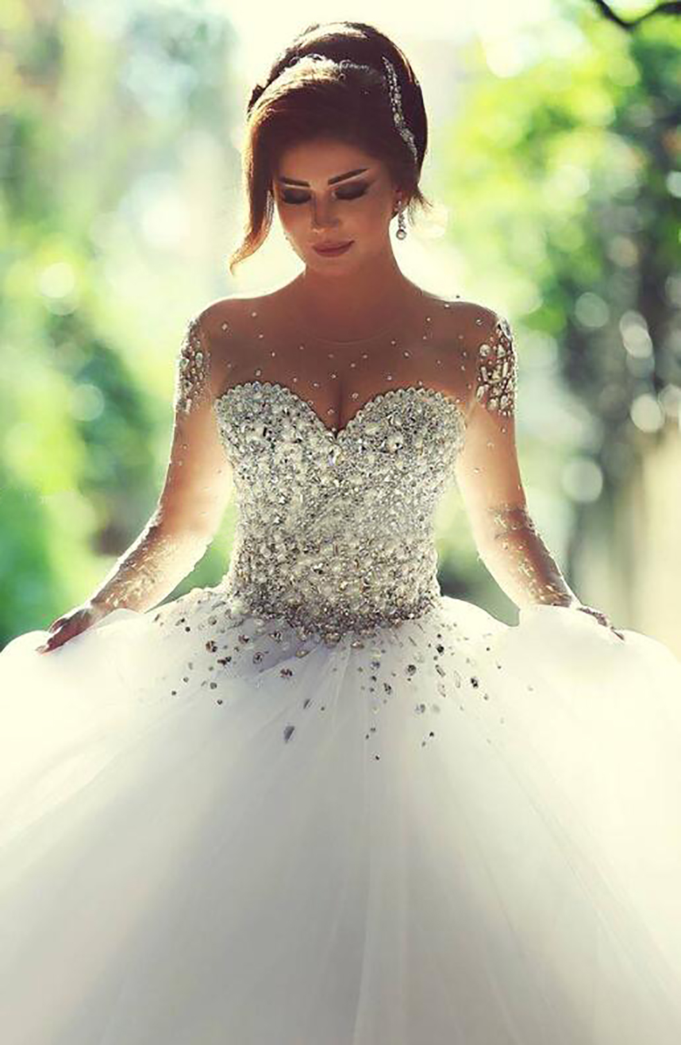 Spring Wedding Dresses Bridal Gowns With Crystal Beads A e Sheer Illusion Crew Neck Long Sleeves or Length Arabic
