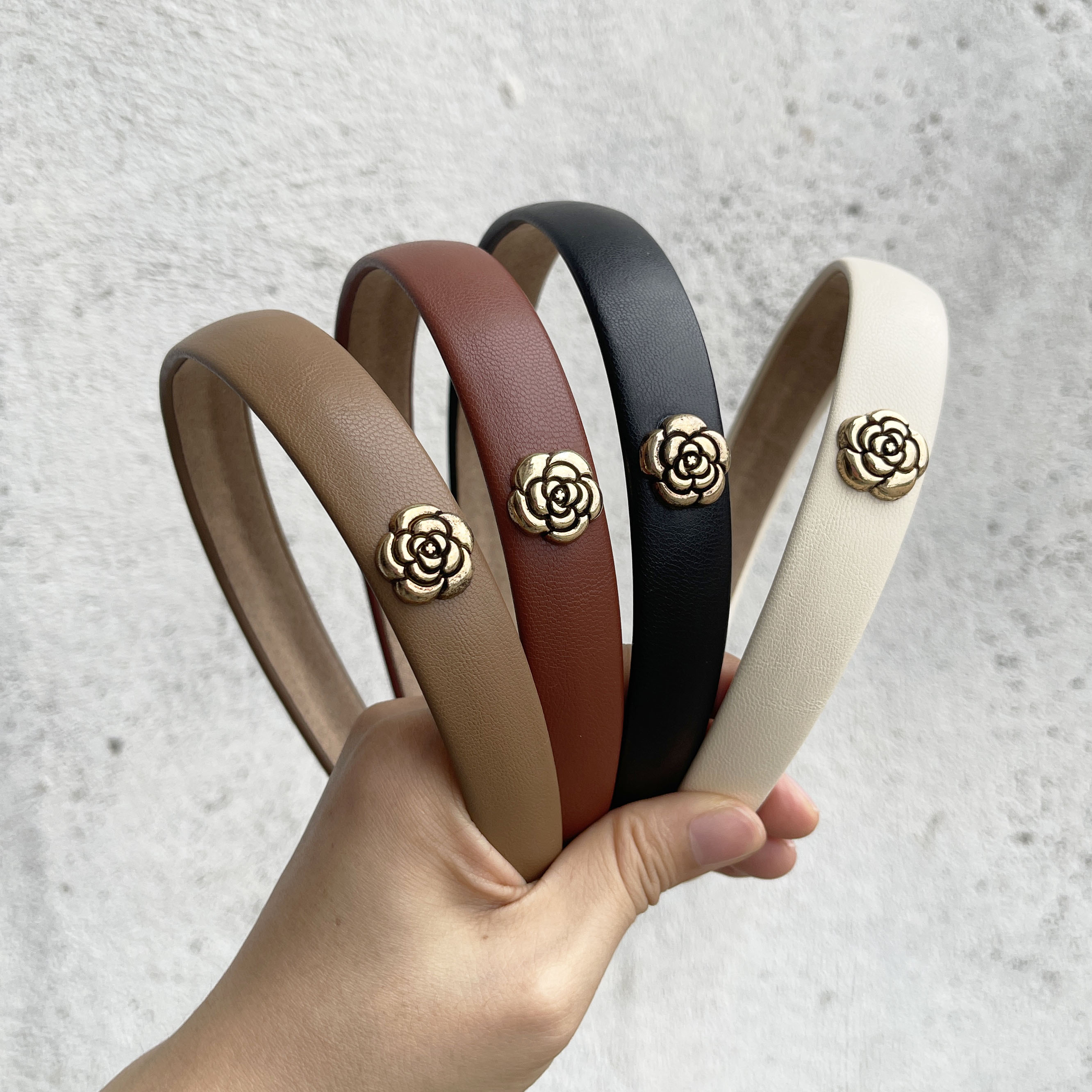 Fashionable New Camellia Flower Headband Designer Vintage Hairpin Elegant Star Hair Hoop Double Sheepskin Hair Band Multicolor Cute Headdress, Black
Fashionable New Camellia Flower Headband Designer Vintage Hairpin Elegant Star Hair Hoop Double Sheepskin Hair Band Multicolor Cute Headdress, Black