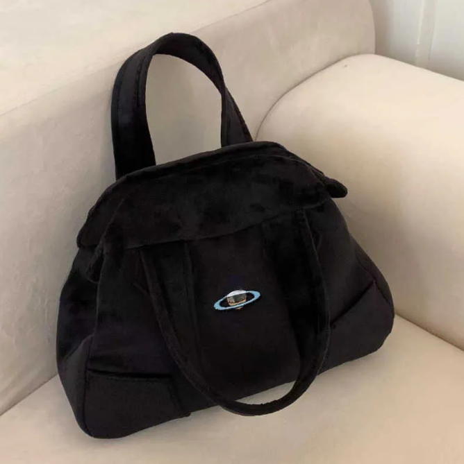 2022 Women handbag vivi designer totes velvet embroidery tote bag fashion chain shoulder crossbody bags girl mini purse, Black
2022 Women handbag vivi designer totes velvet embroidery tote bag fashion chain shoulder crossbody bags girl mini purse, Black