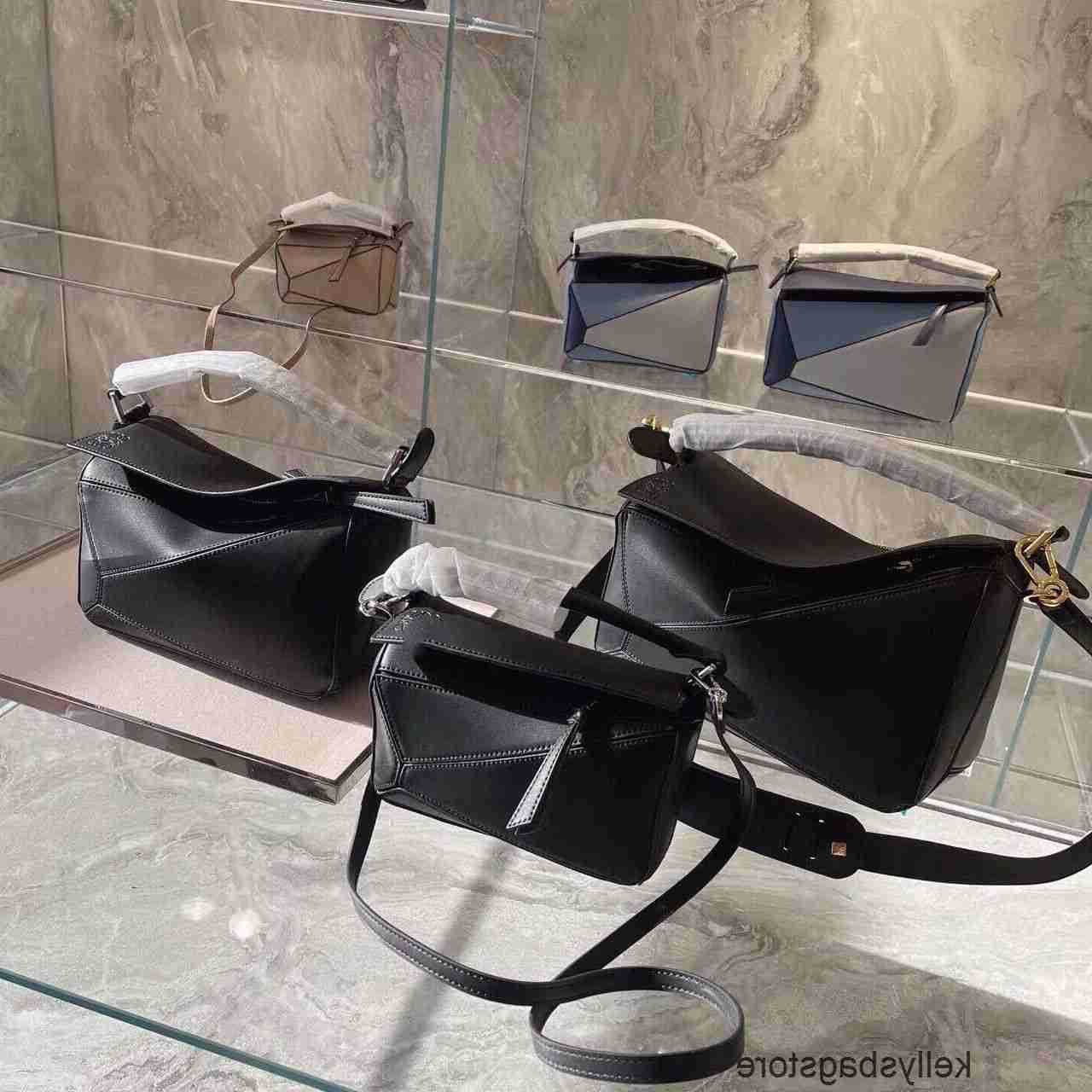 Bags Single Bag Caramel Loewbags Cross Cartoon 2023 Portable Designer Dust Shoulder Spirit Messenger Puzzles Women's Splicing Kb1f, Spell blue
Bags Single Bag Caramel Loewbags Cross Cartoon 2023 Portable Designer Dust Shoulder Spirit Messenger Puzzles Women's Splicing Kb1f, Spell blue