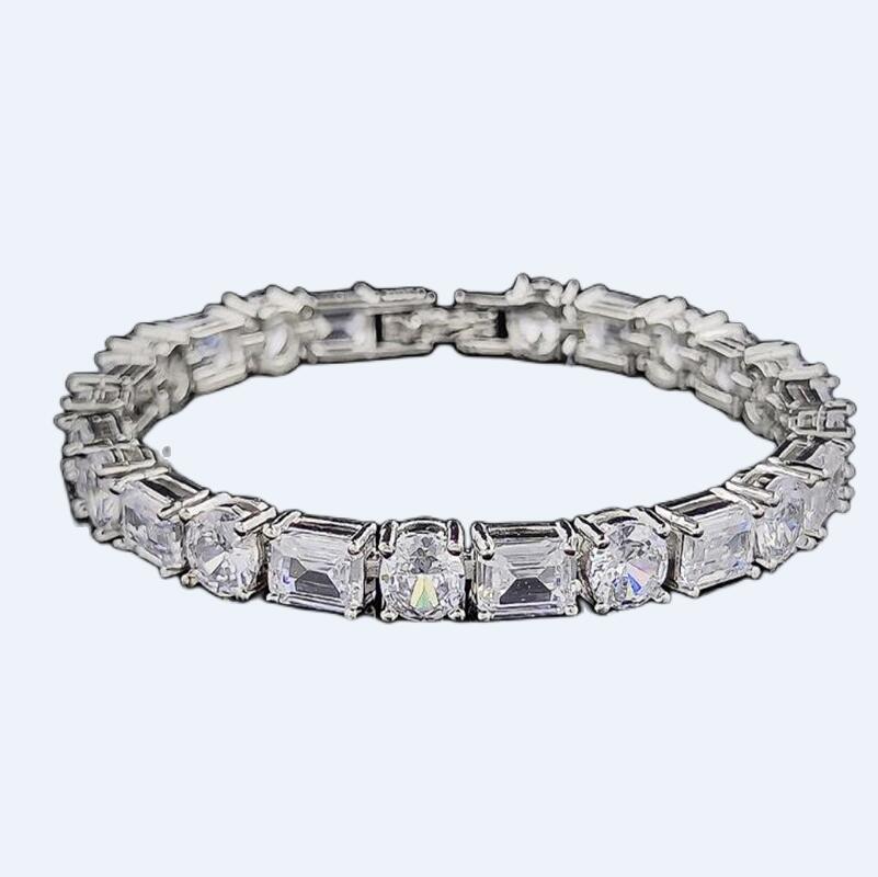 Exquisite Sterg Sier Wedding Bracelets with Emerald Cut White Topaz and Moissanite for Women