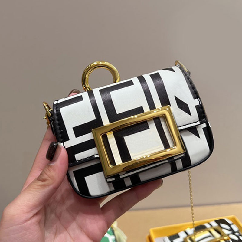 Evening Bags Mini Chain Purse Shoulder Bag Handbag Purse Hardware Letter Buckle Full Print Flap Messenger Bags Genuine Leather Women Crossbody Wallet, Black
Evening Bags Mini Chain Purse Shoulder Bag Handbag Purse Hardware Letter Buckle Full Print Flap Messenger Bags Genuine Leather Women Crossbody Wallet, Black