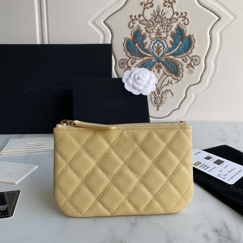 AAAAA Designer bag Wallets famous purses women wallet flap handbags ladies coin purse luxury clutch casual totes handbag fashion Wallet classic card holder bags, Pink
AAAAA Designer bag Wallets famous purses women wallet flap handbags ladies coin purse luxury clutch casual totes handbag fashion Wallet classic card holder bags, Pink