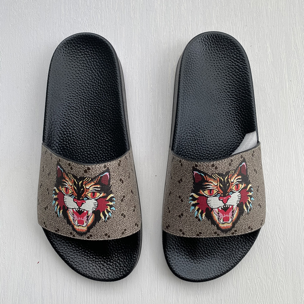 TSM Designer Slippers Rubber Slides Sandal Blooms Green Red White Web Fashion Mens Womens Shoes Beach Flip Flops with Flower Box Topsportmarket Big Size 13 48, 67
TSM Designer Slippers Rubber Slides Sandal Blooms Green Red White Web Fashion Mens Womens Shoes Beach Flip Flops with Flower Box Topsportmarket Big Size 13 48, 67