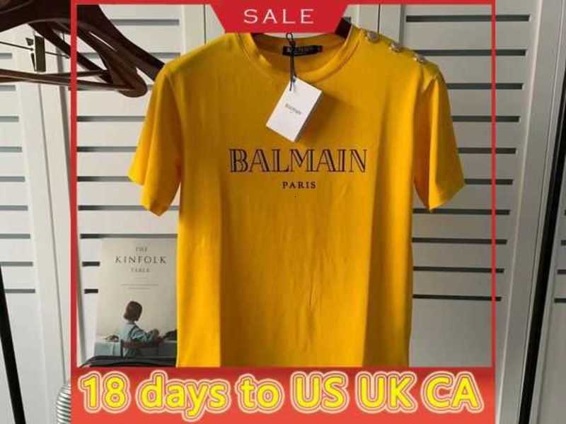 2022ss tee spring and summer new balman short sleeve shoulder gold button bronzed letter cotton T-shirt loversVMZ0, Yellow black gold button
2022ss tee spring and summer new balman short sleeve shoulder gold button bronzed letter cotton T-shirt loversVMZ0, Yellow black gold button