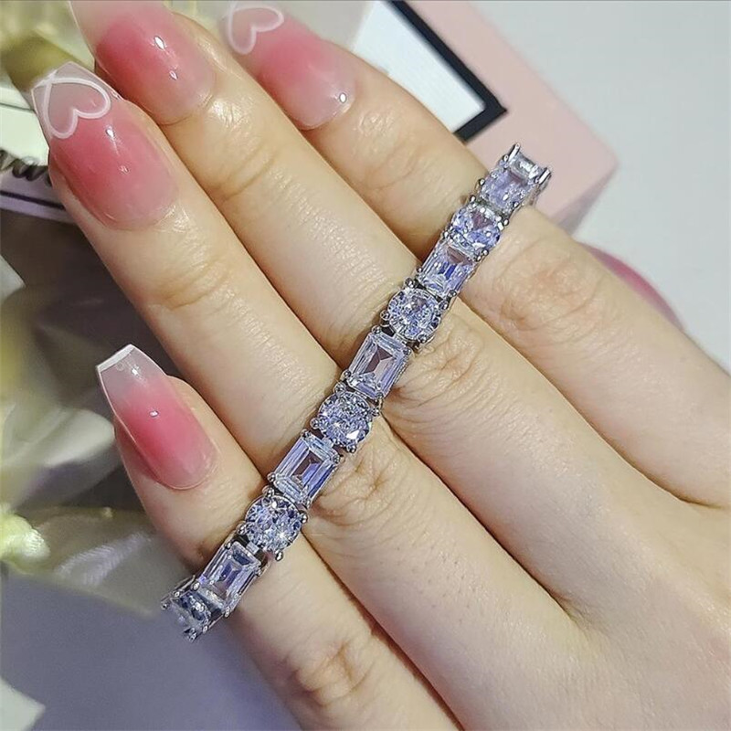 Exquisite Sterg Sier Wedding Bracelets with Emerald Cut White Topaz and Moissanite for Women