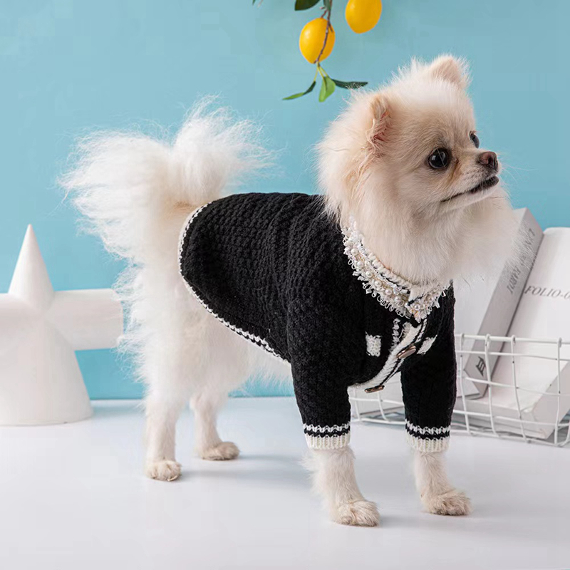 Designer Clothes Brands Dog Apparel Spring Coats Small Fragrance Pet Sweater for Cardigan Schnauzer Bomei Teddy Corgi Pug Dogs Cat Pets Clothing Black