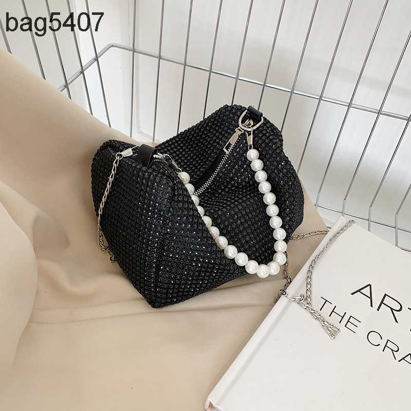 2023 Women's Diamond Bag 70% Discount Wholesale Retail New Simple Fashion Personality Handheld One Shoulder Crossbody Small Square, Black7
2023 Women's Diamond Bag 70% Discount Wholesale Retail New Simple Fashion Personality Handheld One Shoulder Crossbody Small Square, Black7