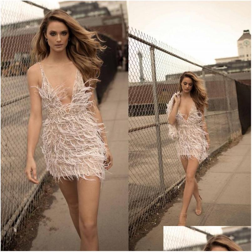 Sheath Wedding Dresses Berta Short Plus Size Bead Feather Gowns Sheer Deep V Neck Bridal Dress Drop Delivery Party Events Dhtjm, White
Sheath Wedding Dresses Berta Short Plus Size Bead Feather Gowns Sheer Deep V Neck Bridal Dress Drop Delivery Party Events Dhtjm, White