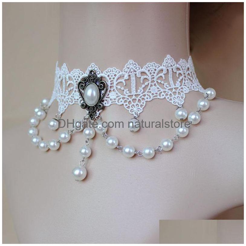 Chokers Fashion Lace Necklace Chain Female Short Clavicle Pearl Necklaces Pendants Drop Delivery Jewelry Dhqtd
Chokers Fashion Lace Necklace Chain Female Short Clavicle Pearl Necklaces Pendants Drop Delivery Jewelry Dhqtd