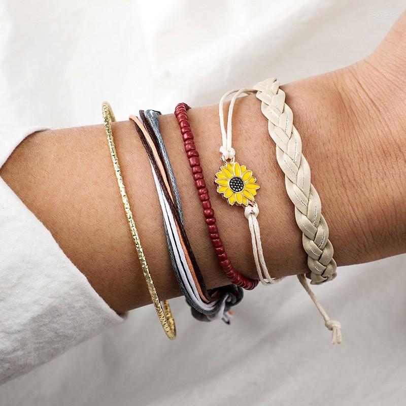Link Bracelets Dincior 5Pcs/Set Boho Sunflower Charm Bracelet Rope Handmade Women Summer
Link Bracelets Dincior 5Pcs/Set Boho Sunflower Charm Bracelet Rope Handmade Women Summer