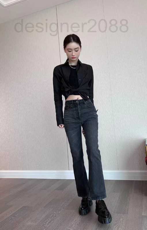Women' Jeans designer P22 Early Autumn Triangle Label Slim Ra Denim Nine Crop Leg High Waist 3W21, Blue8
Women' Jeans designer P22 Early Autumn Triangle Label Slim Ra Denim Nine Crop Leg High Waist 3W21, Blue8