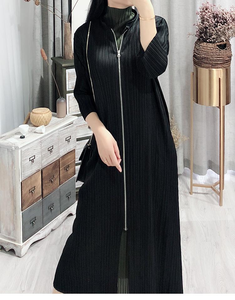 Women's Trench Coats SELLING Miyake Mandarin Collar Outerwear Pleated Long Sleeve Lace Zipper Casual Soild IN STOCK, Black
Women's Trench Coats SELLING Miyake Mandarin Collar Outerwear Pleated Long Sleeve Lace Zipper Casual Soild IN STOCK, Black