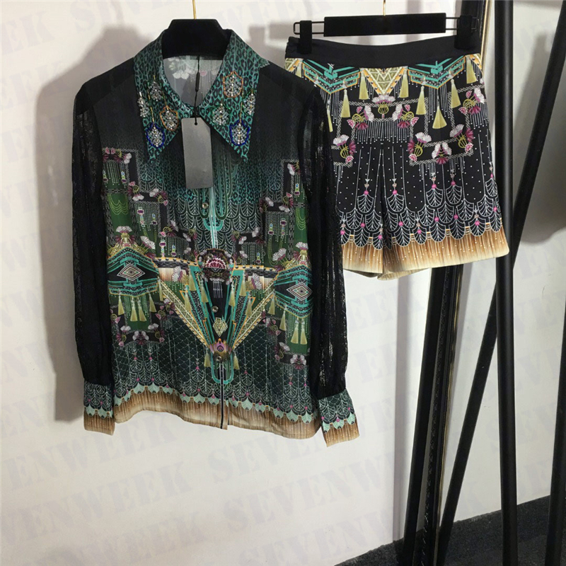 Vintage Print Shirts Tops Shorts Sets For Women Long Sleeve Lapel Blouses Fashion Luxury Ladies High Waist Short Pant Two Piece
Vintage Print Shirts Tops Shorts Sets For Women Long Sleeve Lapel Blouses Fashion Luxury Ladies High Waist Short Pant Two Piece