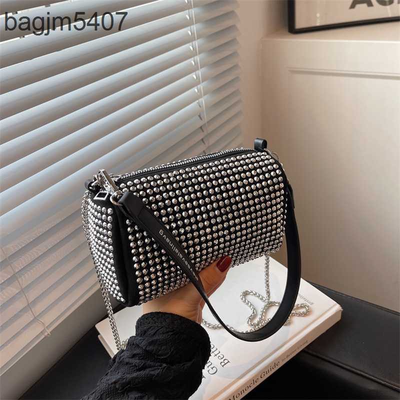 2023 Fashion Rhinolite Bag 80% Discount Wholesale and Retail Textural Women's New Fashionable Air Underarm Versatile Chain One Shoulder, White4
2023 Fashion Rhinolite Bag 80% Discount Wholesale and Retail Textural Women's New Fashionable Air Underarm Versatile Chain One Shoulder, White4