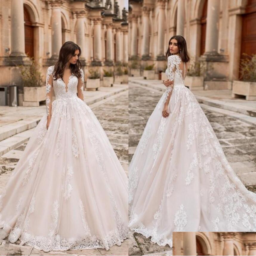 A-Line Wedding Dresses Naviblue Dolly Sheer V Neck Lace Appliqued Long Sleeves Bridal Gowns Plus Size Tle Chapel Dress Drop Delivery Dhpku, For wedding gloves
A-Line Wedding Dresses Naviblue Dolly Sheer V Neck Lace Appliqued Long Sleeves Bridal Gowns Plus Size Tle Chapel Dress Drop Delivery Dhpku, For wedding gloves