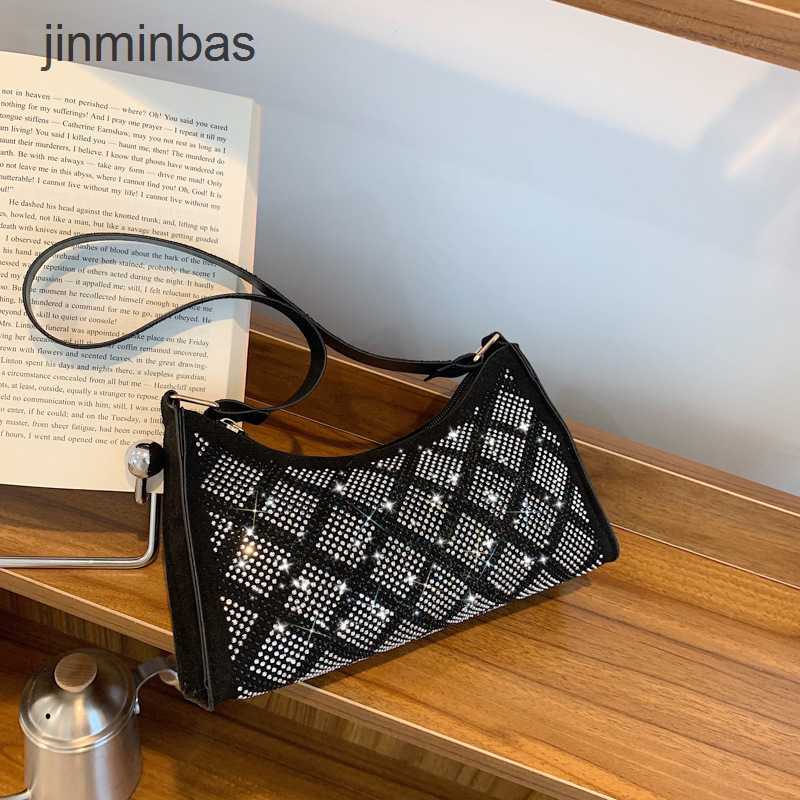 Design Diamond Bag 70% Discount Wholesale and Retail Rhintone Women New Fashion Armpit Portable Shoulder Plaid Casual, Gray
Design Diamond Bag 70% Discount Wholesale and Retail Rhintone Women New Fashion Armpit Portable Shoulder Plaid Casual, Gray