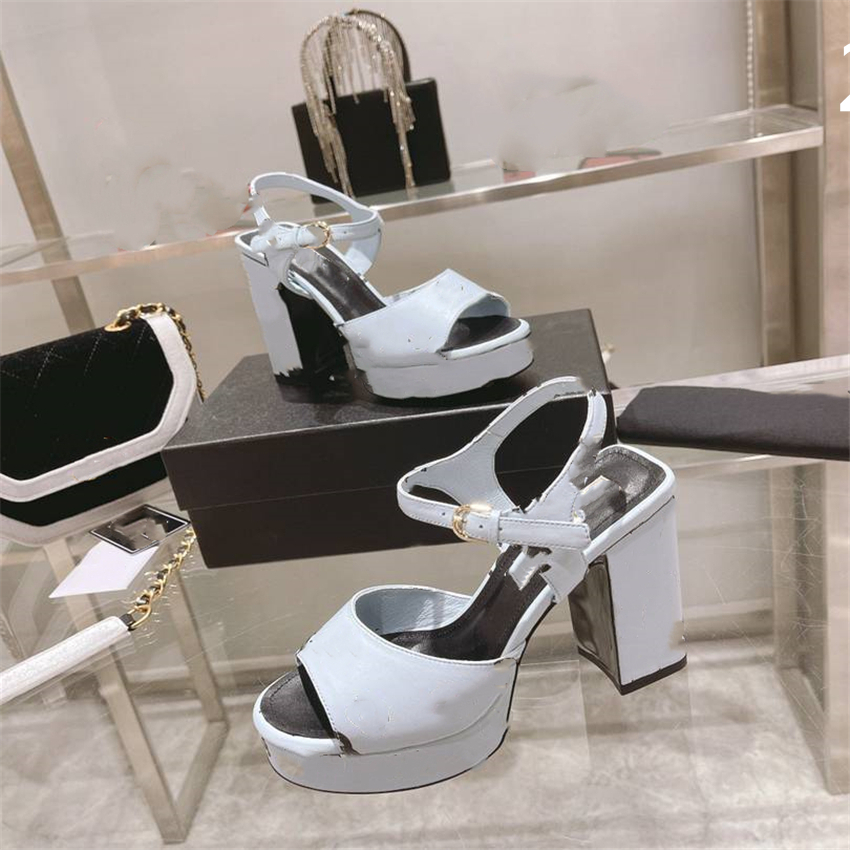 Summer Popular Women Sandals Channel Luxury Brand Business Dress Wedding Party Leather High Heels Casual Flat Slippers 03-035
Summer Popular Women Sandals Channel Luxury Brand Business Dress Wedding Party Leather High Heels Casual Flat Slippers 03-035