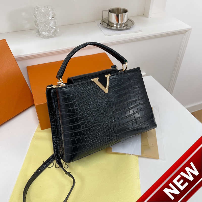 Louiseity 1 Viutonity totes designer luxury bags womens high quality LVS luxurys designers handbag women bag mini purses handbags the tote onthego wallet 2BSS, Red
Louiseity 1 Viutonity totes designer luxury bags womens high quality LVS luxurys designers handbag women bag mini purses handbags the tote onthego wallet 2BSS, Red